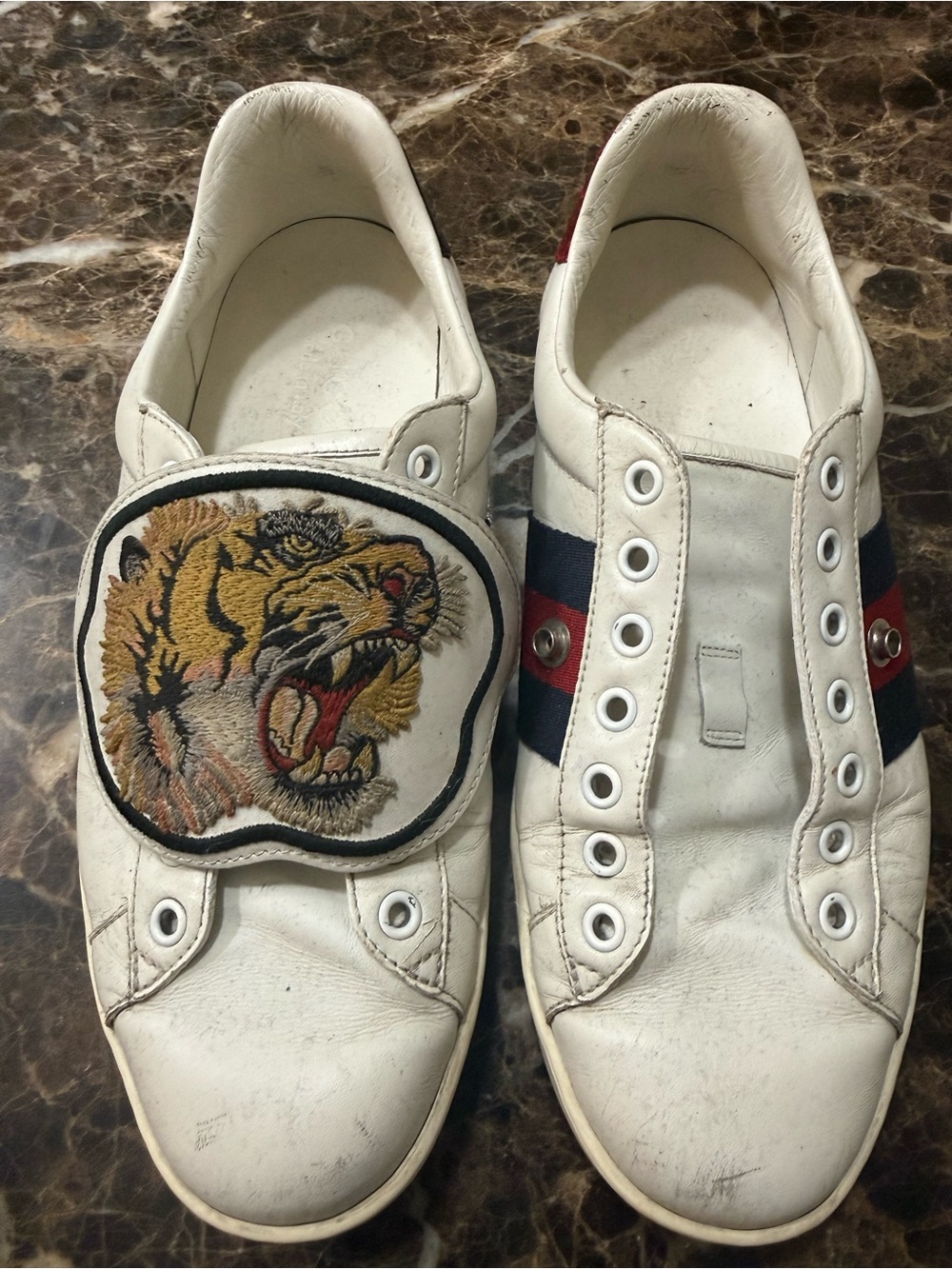 Gucci White Leather Slip-On Sneakers with Tiger Patch and Red-Blue Stripes